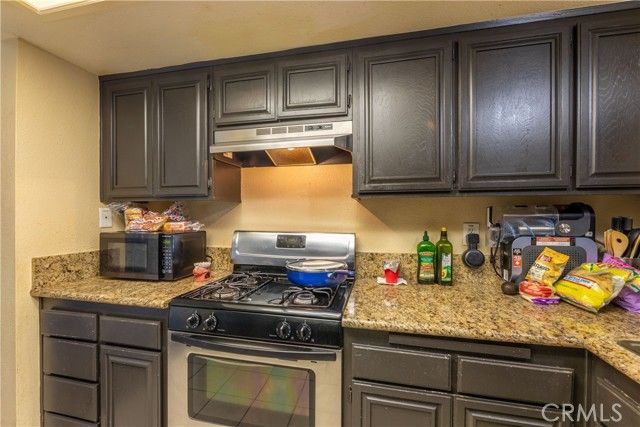 719 W Avenue H2, Lancaster, CA 93534