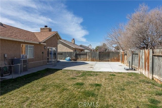 719 W Avenue H2, Lancaster, CA 93534