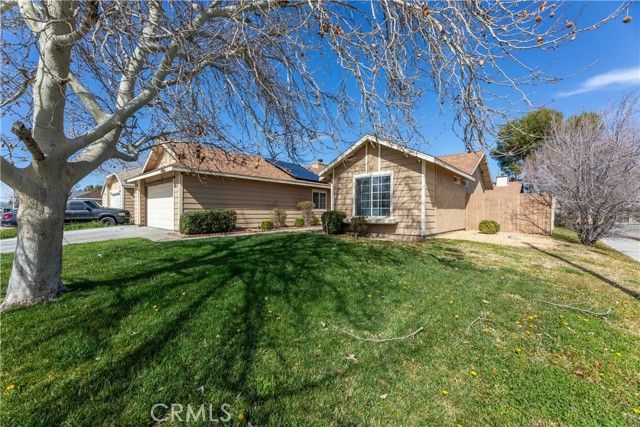 719 W Avenue H2, Lancaster, CA 93534