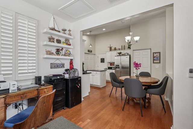 688 Cadillac Circle, Romeoville, IL 60446