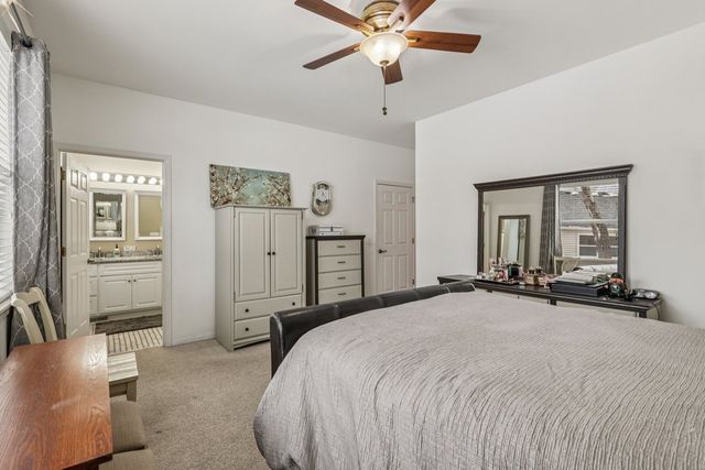 688 Cadillac Circle, Romeoville, IL 60446