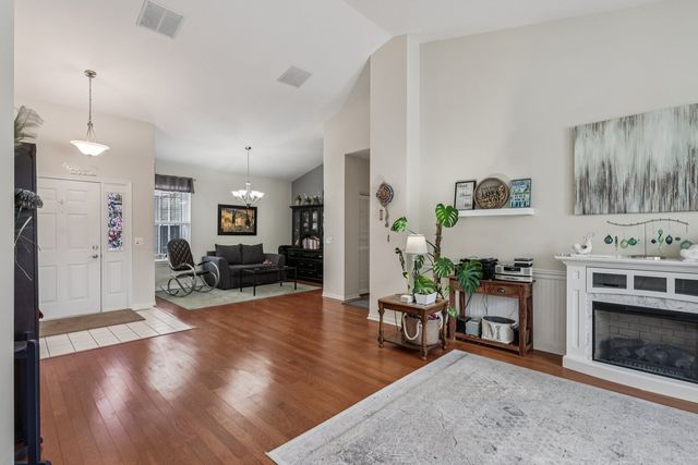 688 Cadillac Circle, Romeoville, IL 60446