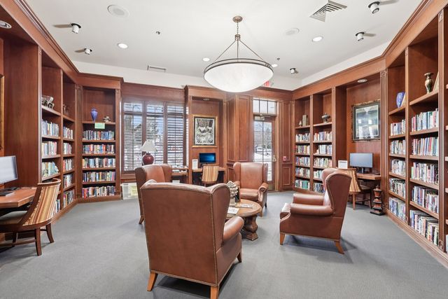 688 Cadillac Circle, Romeoville, IL 60446