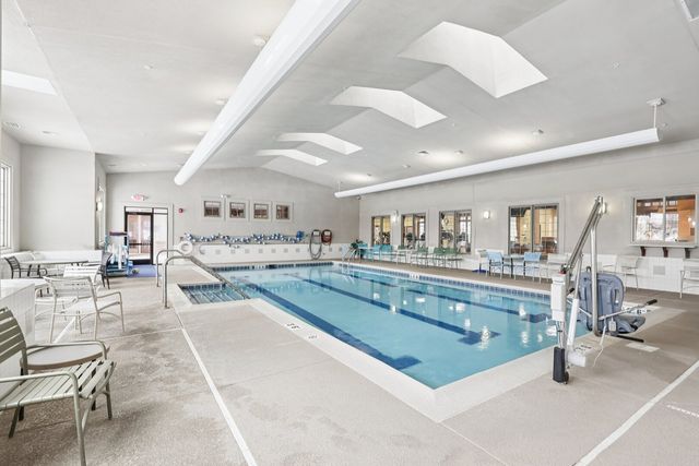 688 Cadillac Circle, Romeoville, IL 60446