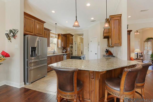 18380 Old Maplewood Dr, Prairieville, LA 70769