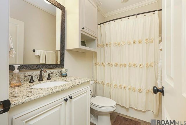 18380 Old Maplewood Dr, Prairieville, LA 70769