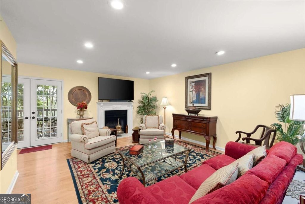 3062 Westwood Way, Alpharetta, GA 30004 — photo 2