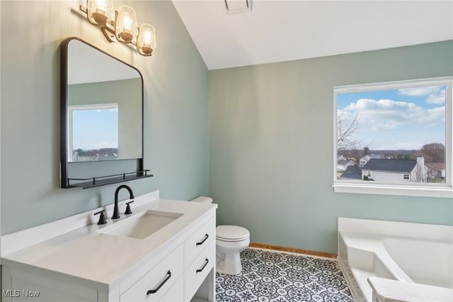 854 Longbrook Drive, Wadsworth, OH 44281