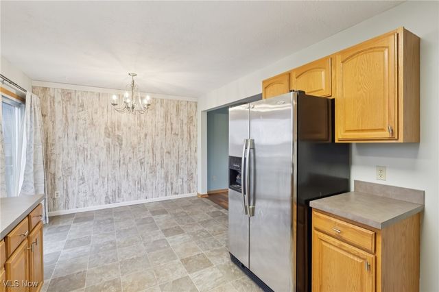 854 Longbrook Drive, Wadsworth, OH 44281