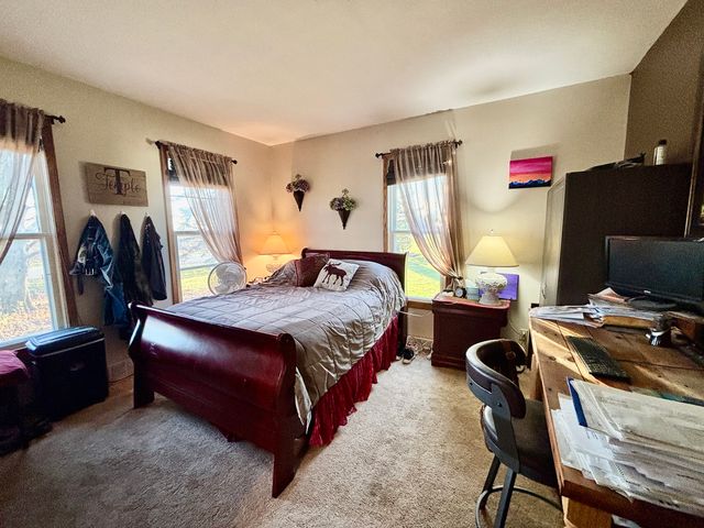 12916 Grange Hall Road, Capron, IL 61012