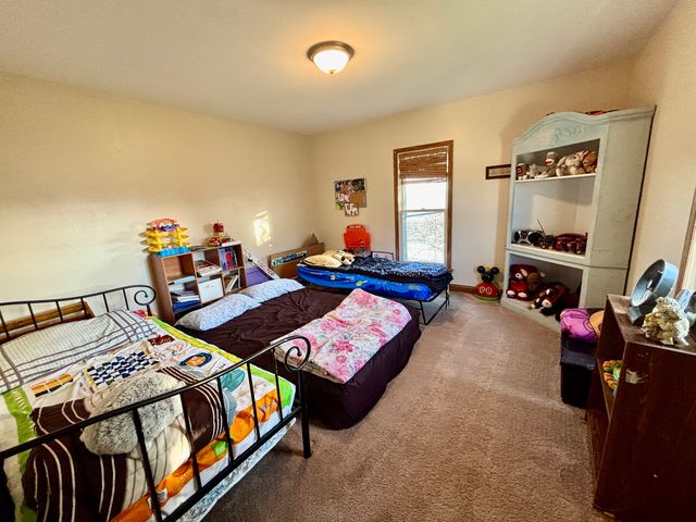 12916 Grange Hall Road, Capron, IL 61012