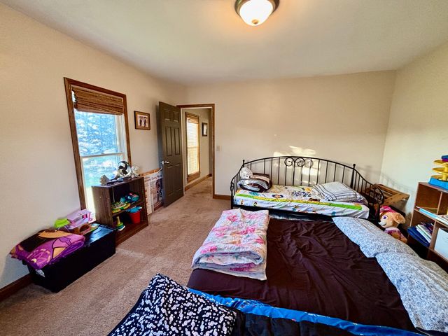 12916 Grange Hall Road, Capron, IL 61012