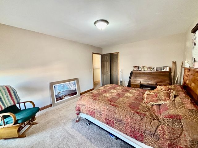 12916 Grange Hall Road, Capron, IL 61012