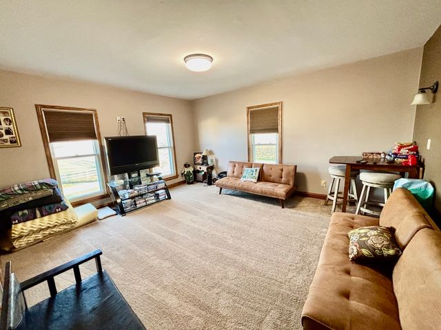 12916 Grange Hall Road, Capron, IL 61012