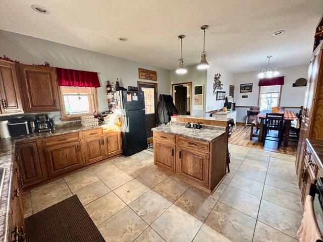 12916 Grange Hall Road, Capron, IL 61012