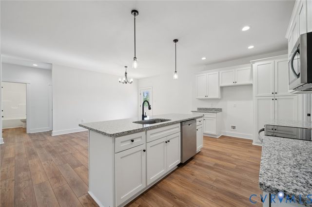 43 Oak Hill Rd, Cumberland, VA 23040