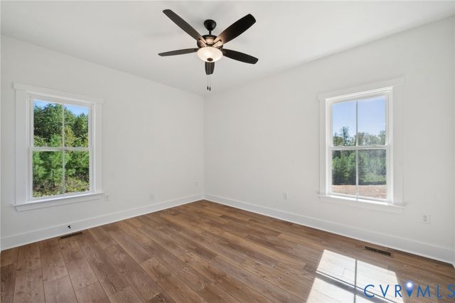 43 Oak Hill Rd, Cumberland, VA 23040