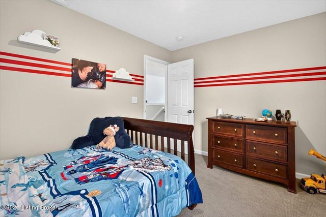 8437 Warbler Branch Way, Louisville, KY 40229