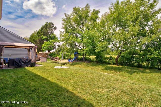 8437 Warbler Branch Way, Louisville, KY 40229