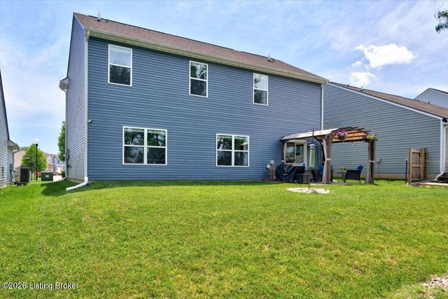 8437 Warbler Branch Way, Louisville, KY 40229