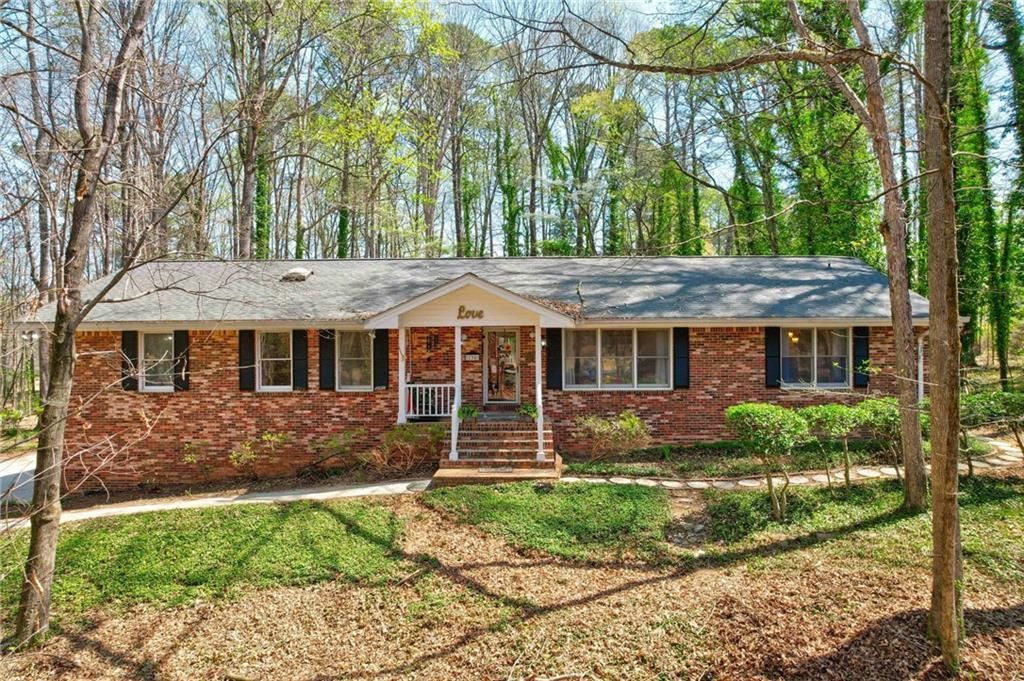 730 Ponderosa Court, Fayetteville, GA 30214