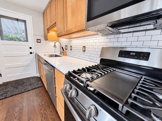 4055 S Hazel Court, Englewood, CO 80110
