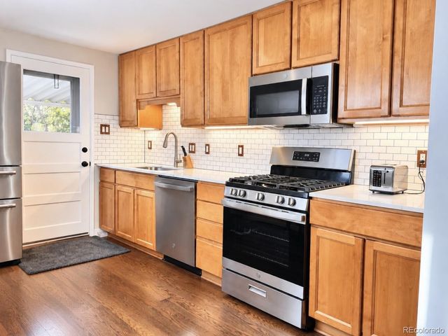 4055 S Hazel Court, Englewood, CO 80110