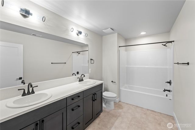 6708 6th Street E, Fife, WA 98424