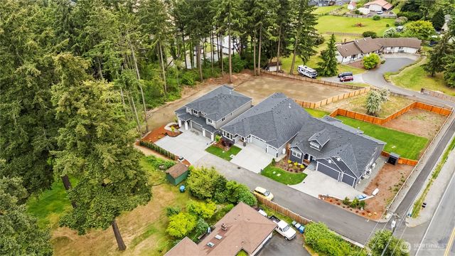 6708 6th Street E, Fife, WA 98424
