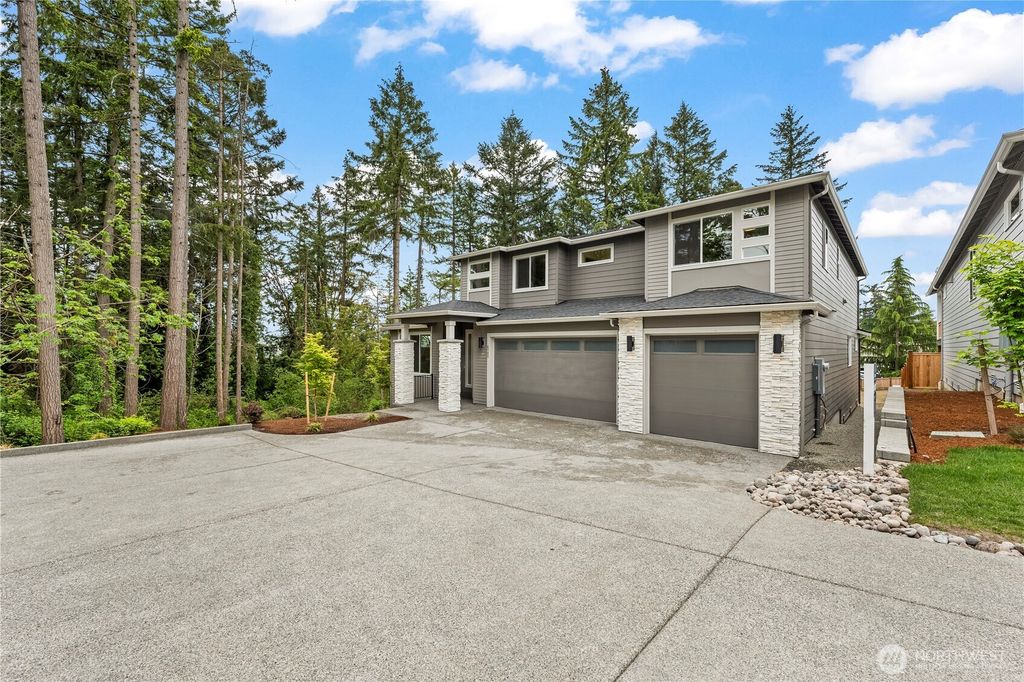 6708 6th Street E, Fife, WA 98424