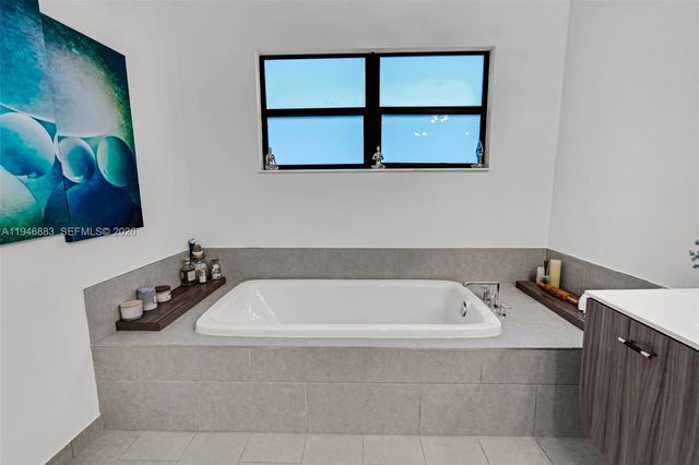 17565 SW 46th St, Miramar, FL 33029