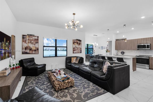 17565 SW 46th St, Miramar, FL 33029