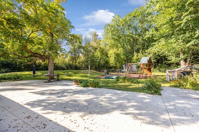 8722 47th Street SW, Howard Lake, MN 55349