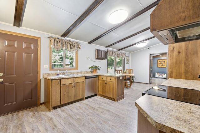 8722 47th Street SW, Howard Lake, MN 55349