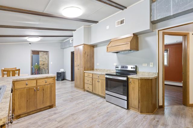 8722 47th Street SW, Howard Lake, MN 55349