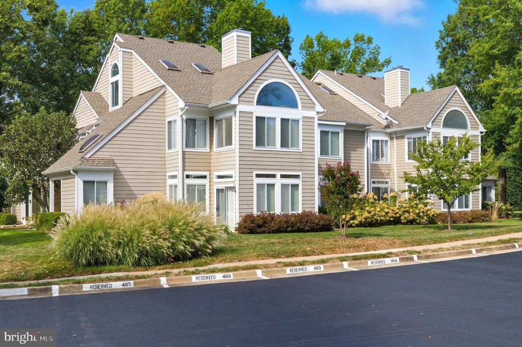 12308 FORT BUFFALO CIR, Fairfax, VA 22033