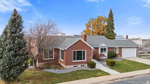 106 S 100 E, Farmington, UT 84025