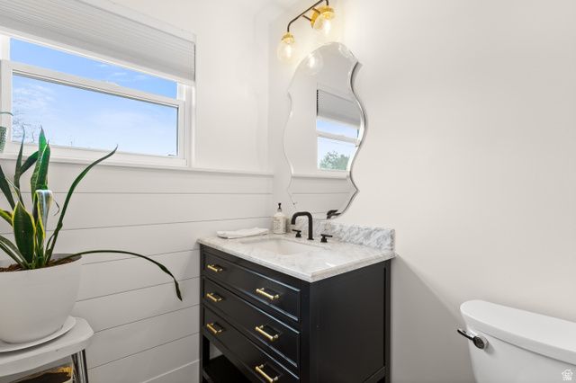 106 S 100 E, Farmington, UT 84025