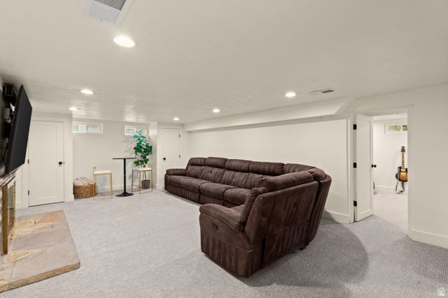 106 S 100 E, Farmington, UT 84025