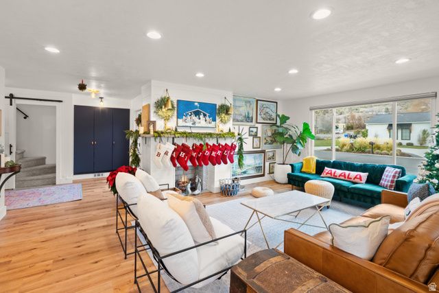 106 S 100 E, Farmington, UT 84025