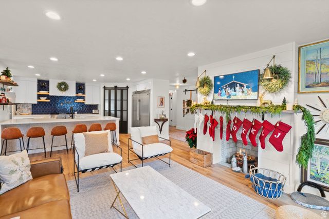 106 S 100 E, Farmington, UT 84025