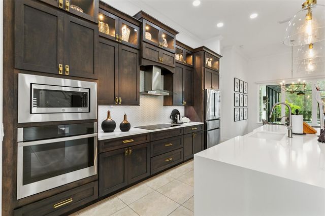 215 WILLOW OAK WAY, Palm Coast, FL 32137