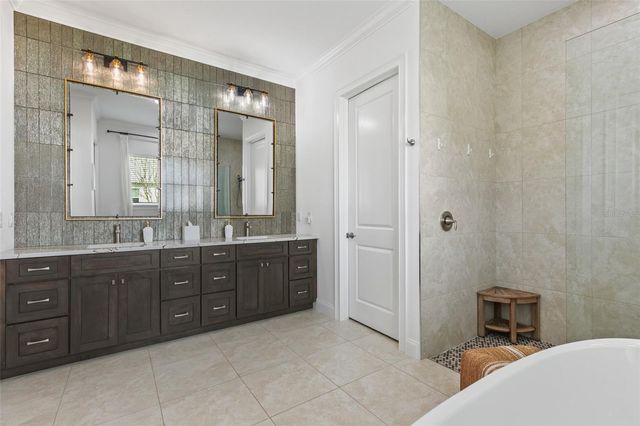 215 WILLOW OAK WAY, Palm Coast, FL 32137