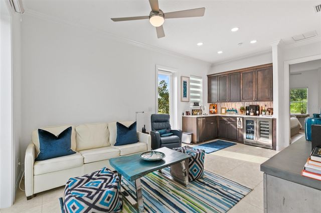 215 WILLOW OAK WAY, Palm Coast, FL 32137