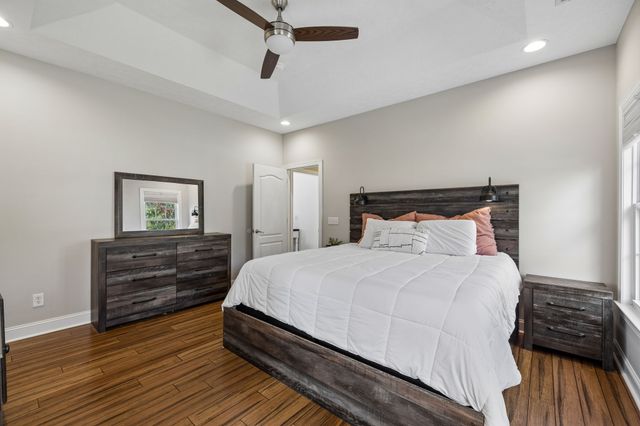 4075 Summit Dr, Greenbrier, TN 37073