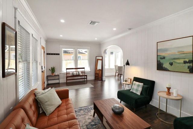 9310 N 18TH STREET, Tampa, FL 33612