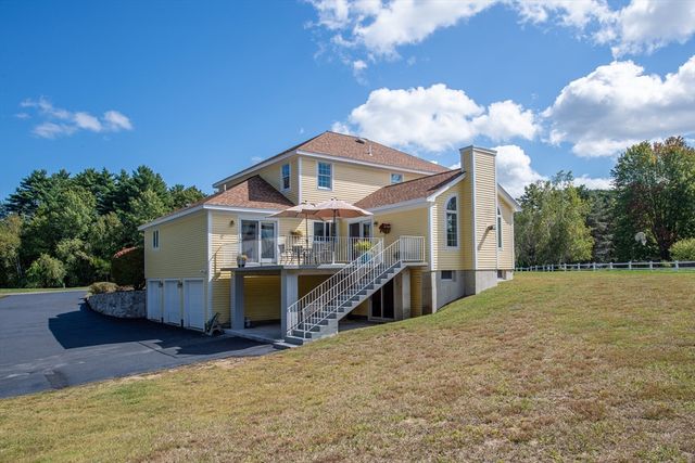 10 Haymeadow Rd, Boxford, MA 01921
