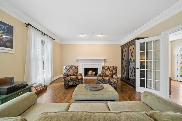 3116 Treeline Dr, Murrysville, PA 15668