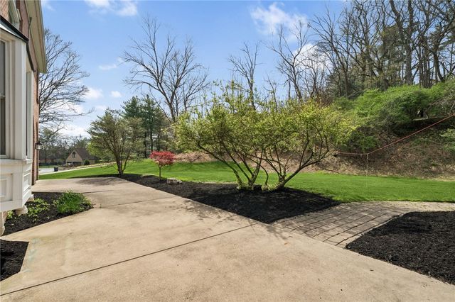 3116 Treeline Dr, Murrysville, PA 15668