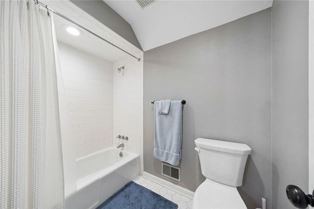 3116 Treeline Dr, Murrysville, PA 15668